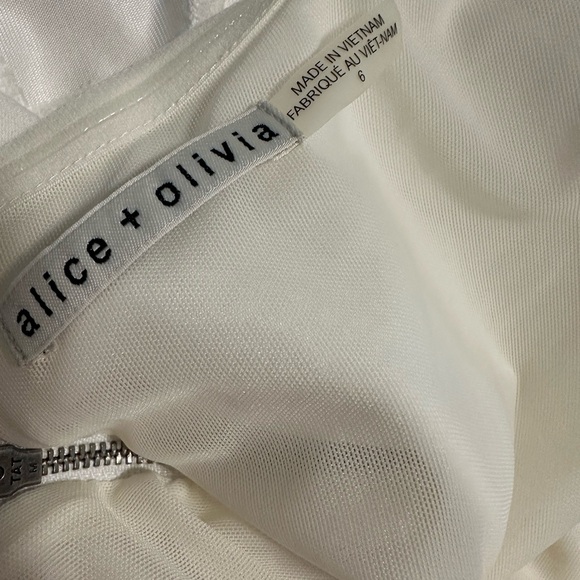 Alice and Olivia white off the shoulder dress - Picture 8 of 12